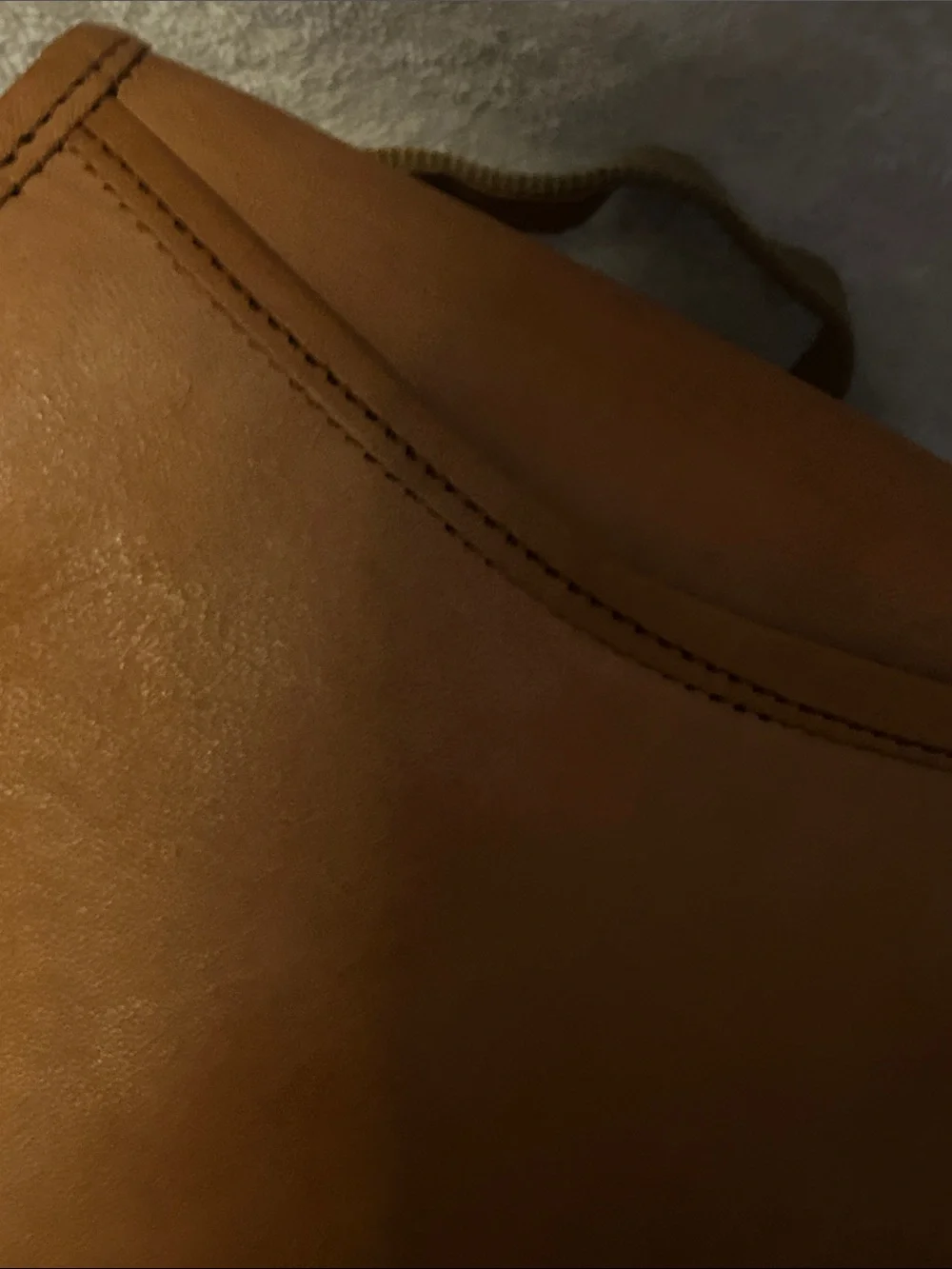 Vintage Tan Leather Crossbody Bag - Vintage